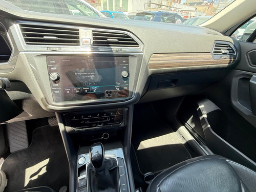 Volkswagen Tiguan 2.0 Tsi R-Line Dsg7