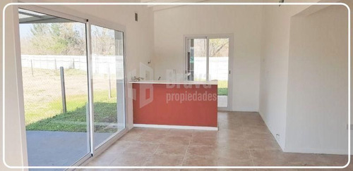 Imagen 2 de 17 de Casa Estrenar. Barrio La Cañada De Pilar.