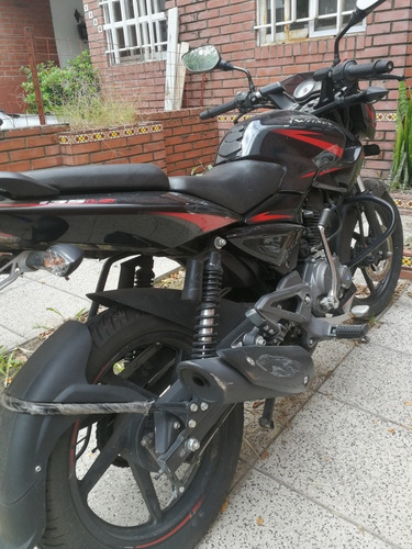 Bajaj Rouser 135