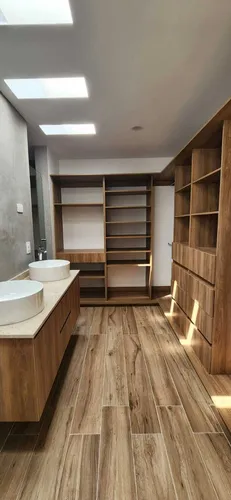 Casa En Venta En Mallorca Residencial, Doble Altura, Amplios Espacios, Lujo !