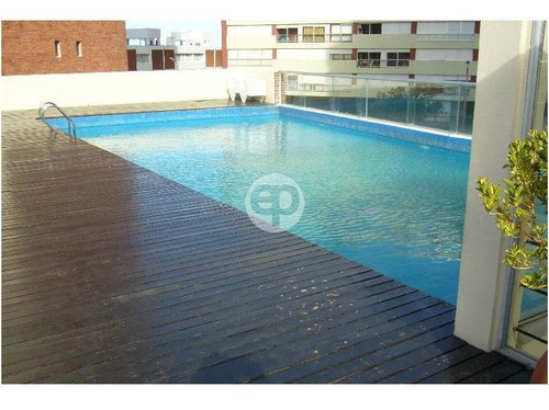 Departamento - Playa Mansa