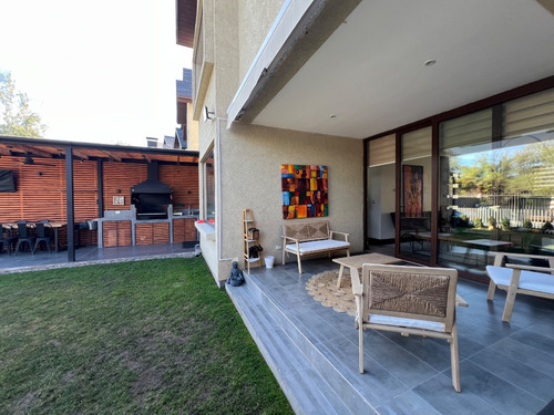 Encantadora Casa En Condominio