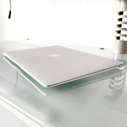 Imagen 9 de 9 de Apple iMac Core I5 / 8 Gb / 120 Gb Ssd + Grafica Nvidia