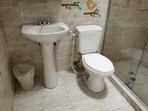 Imagen 10 de 19 de Town House En Venta En Res. Villa Orense Urb. El Rincon Cod: Foth-246