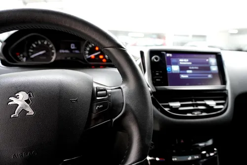 Peugeot 208 Allure At 1.6 Dqu162