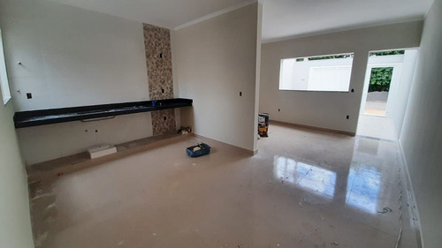 Imagem 2 de 25 de Casa Padrão Em Franca - Sp - Ca0032_rncr