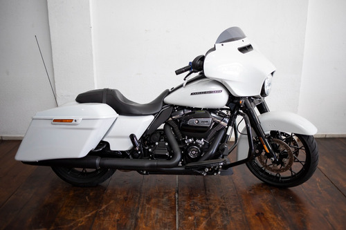 Moto Street Glide Branca Harley 2020