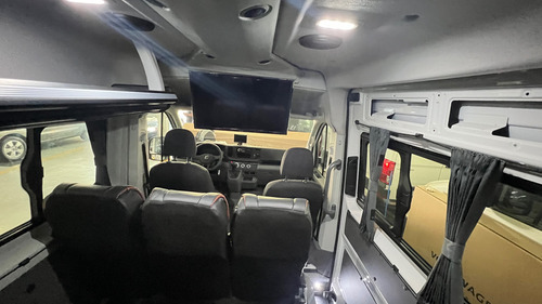 Crafhter 2024 Nueva 21 Pax 5.0t Disel 4cil Mas Conversion