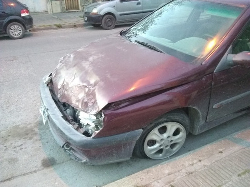 Renault Laguna 1997 2.0 Rxe 7 As Motor Andando