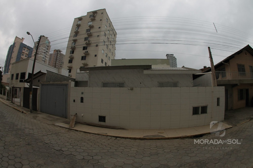 Imagem 3 de 15 de Casa Em Morretes - Itapema - 3839