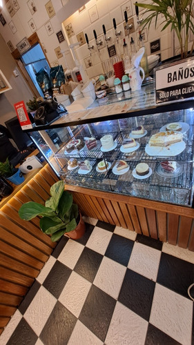 Venta Fondo Comercio C/ Alquiler Café Pastelería Lanús