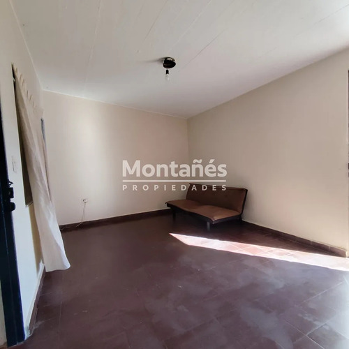 Casa En Barrio Inve Impecable Estado!!!!