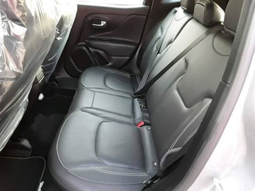 Imagem 13 de 14 de Jeep Renegade 1.8 16v Flex Longitude 4p Automático