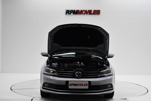 Volkswagen Vento 1.4 Comfortline 150cv At 2017 Rpm Moviles