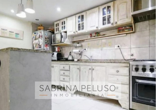 Casa En Barrio Las Acacias