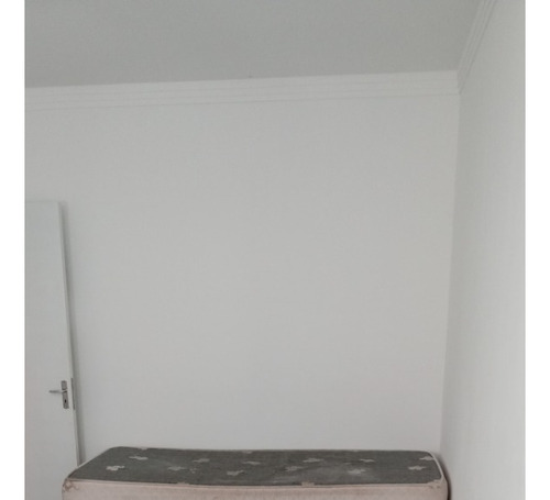 Apartamento De 1 Dormitório. Prédio Com Elevadores. No Centro Do Bairro!!