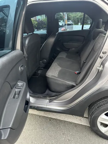 Renault Logan 1.6 Authentique / Life