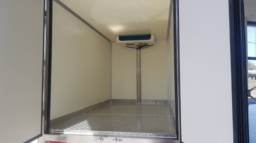 Imagen 4 de 16 de Kia K2500 Mamut Refry