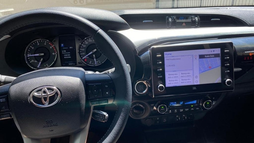 Imagen 13 de 15 de Toyota Hilux 2022 4x4 Srx 6 Att 204cv Automat Linea Nueva