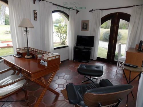 Muy Buena Casa En La Mejor Zona Del Golf