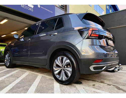 Volkswagen T-Cross 1.0 200 TSI TOTAL FLEX COMFORTLINE AUTOMÁTICO