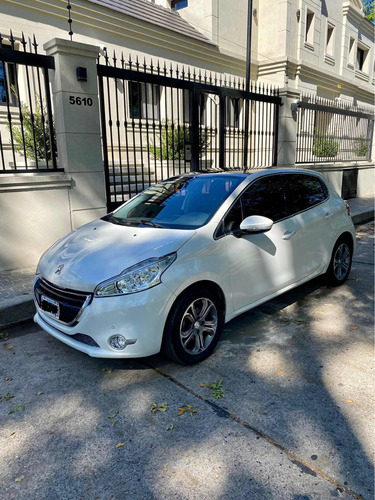 Peugeot 208 1.6 Feline