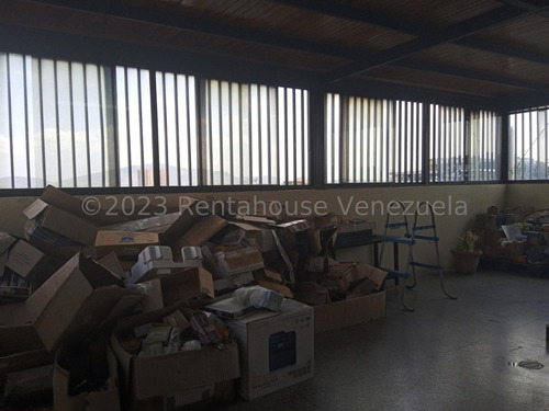 Estratégico Edificio En Venta Ubicado En Zona Céntrica Comercial De Barquisimeto Jr