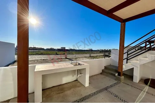 Residencia De Lujo En Renta Ubicada Punta Piedra Ensenada