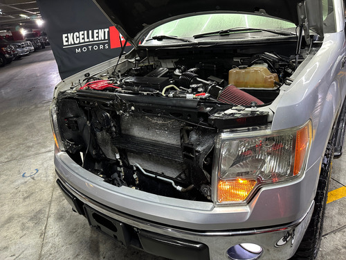 Ford Lobo 5.4 XLT Cab Reg 4x4