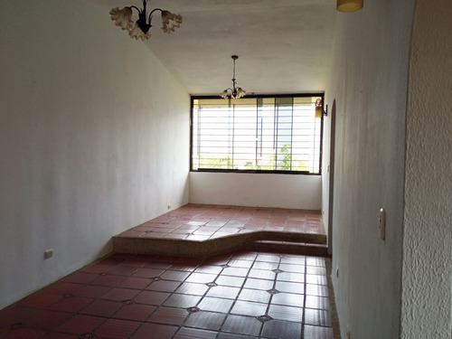 Imagen 5 de 14 de Apartamento Ciudad Casarapa Parcela 11. Eq
