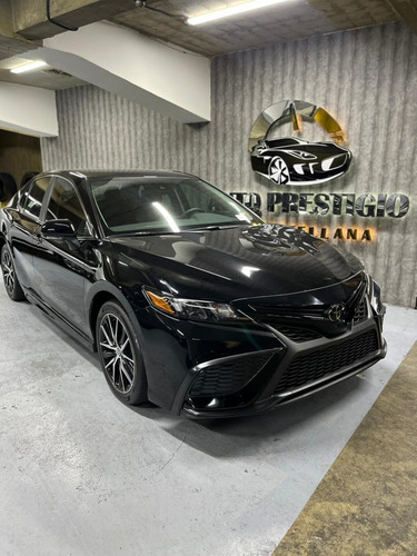 Imagen 3 de 10 de Toyota Camry