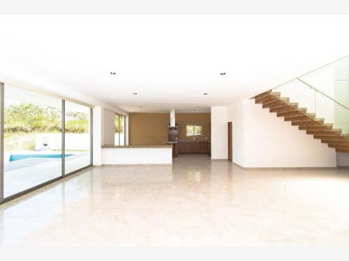 Imagen 2 de 12 de Casa Sola En Venta Fraccionamiento Residencial Altozano El Nuevo Tabasco
