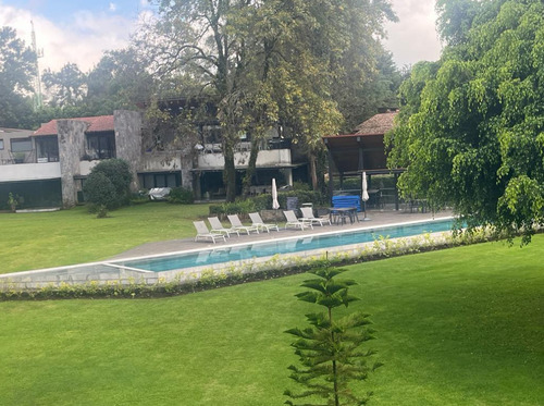 Casa En Venta En Valle De Bravo Avandaro (m2c300)