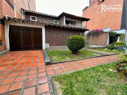 Casalote En Venta En El Portal. Cod V775622