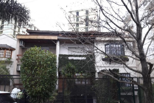 Triplex En Venta En Haedo Norte
