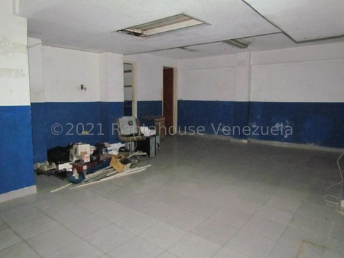 Imagen 5 de 14 de Mayerling Gonzalez Bm Vende Local Comercial Mls #21-23931