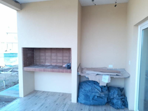 Imagen 11 de 13 de Moderna Casa A Estrenar En Cantón - Islas