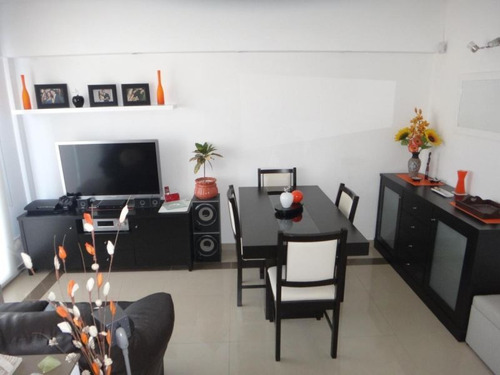 Imagen 4 de 7 de Departamento 2 Ambientes Balcon Al Frente Escucha Oferta