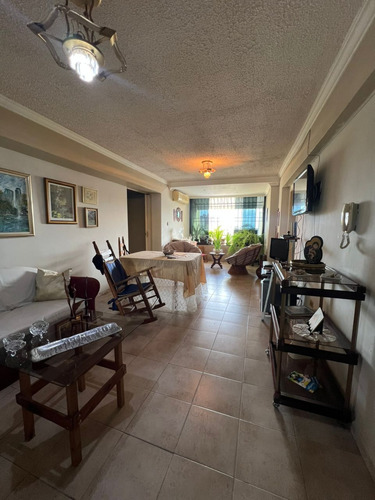 Venta Apto. 101 Mts. Av 19 De Abril Centro De Maracay Aragua