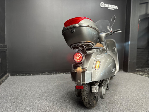 Moto Eléctrica Vespa Vintage Sunra Batería Litio