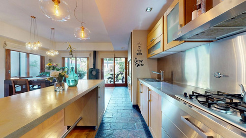 Casa En Venta En La Plata Moderna Quincho Y Pileta