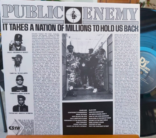 Lp Public Enemy - It Takes A Nation Of Millions To Hold Us Edição Limitada Back To Black - Hip Hop Heroes