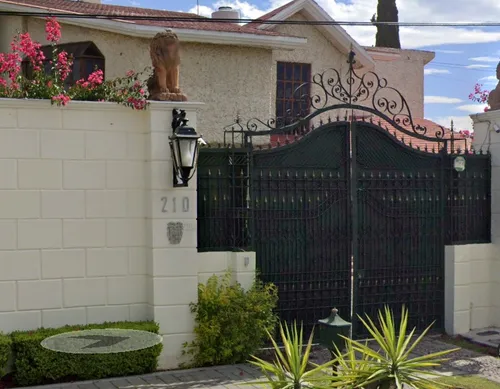 Hermosa Casa En Condominio ¡¡¡una De Las Mejores Zonas De Aguascalientes Ags, Todos Los Servicios, Escuelas, Plazas Comerciales!!! ¡¡¡excelente Plusvalia!!!