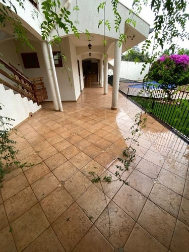 Imagem 12 de 15 de Sobrado Com 5 Quartos (4 Suítes) Para Alugar, 550 M² 2 Quadras Do Boque Ii Maringá/pr - So0098
