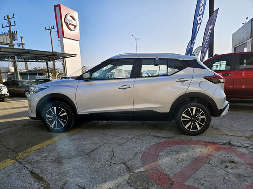 Nissan Kicks 1.6 SENSE 4X2 MT 5P