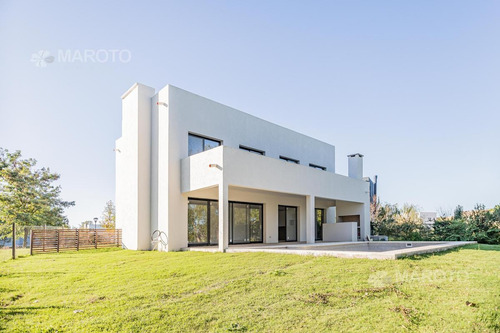 Imagen 8 de 30 de Casa En Venta En El Canton - Maroto Propiedades