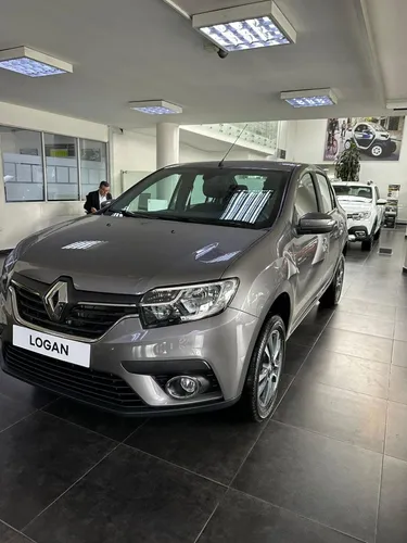 Renault Logan Intens Cvt