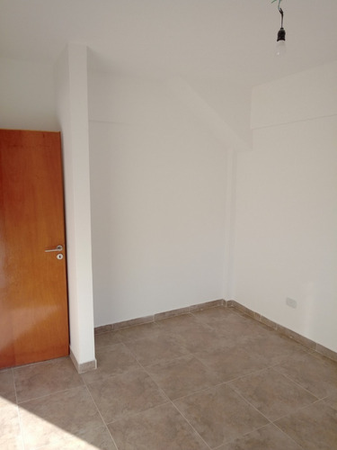 Imagen 8 de 11 de Depto 2 Ambientes A Estrenar.
