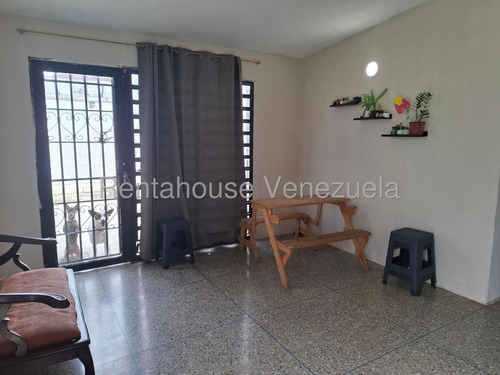 Raiza Suárez Vende Casa En La Hacienda Cabudare Lara