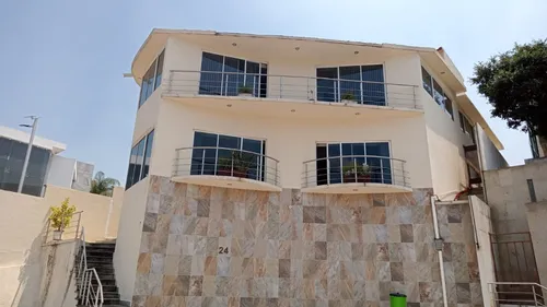 Casa En Venta De 717m2 Con 4 Recamaras En Zona Esmeralda Atizapán Edomex.